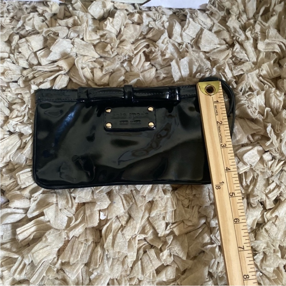EUC Kate Spade Black Patent Leather Wristlet with Bow Detail & Polka Dot Lining - Picture 9 of 11